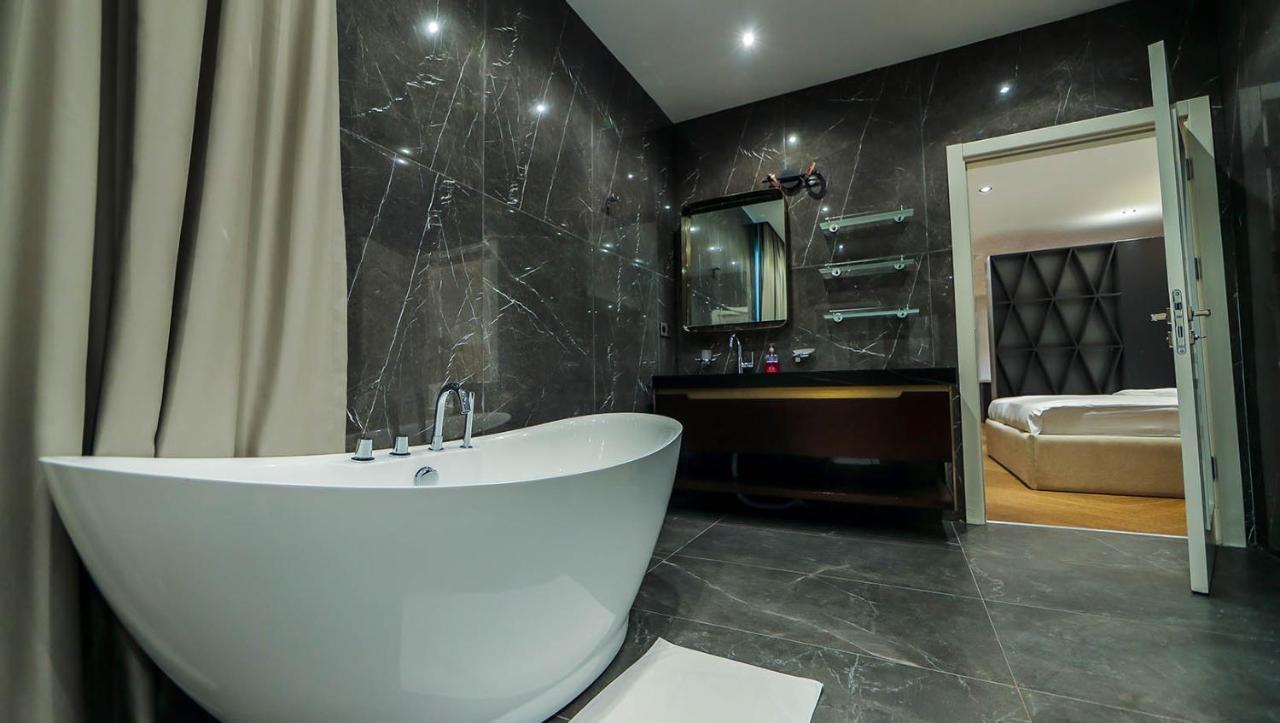 Al-Burhan Hotel Baghdād Extérieur photo